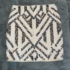 EXPRESS, XS, black, white, & silver sequence